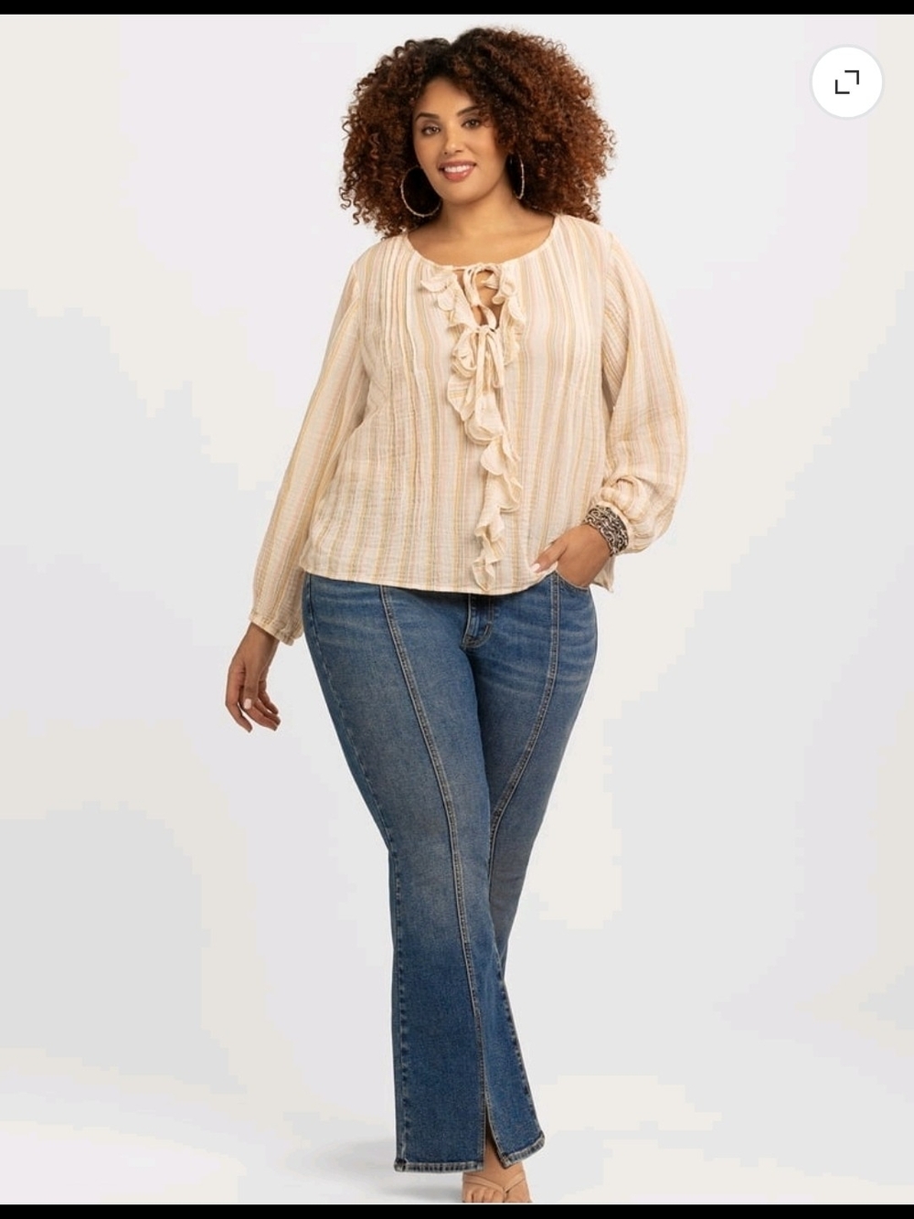 Jessica Simpson Women's and Women's Plus Daisy Fitted Flare Jeans - Picture 3 of 16